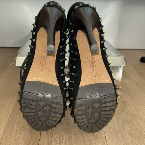 ZIGI girl platform boots with spikes “construction black boots style with heels” - Picture 5 of 6